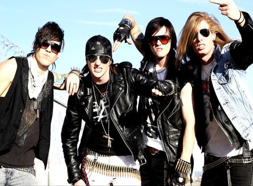 We are the army for the killer band @temptingfatebnd! dont forget to check them out on http://t.co/WAUQVccSR2  vote http://t.co/i9fKYtecDA