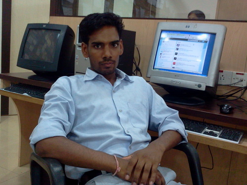 rsradhe00's profile picture. MA (Economics) in Agra university