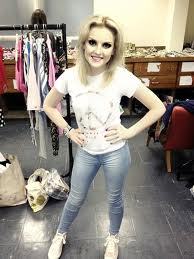 I Love LittleMix,TheWanted,Lawson♥ Perrie,Jade,LeighAnne,Jesy♥
Tom,Nathan,Jay,Max,Siva♥
Joel,Ryan,Andy,Adam♥
JLS&TheScript♥
♥*WINGS*♥