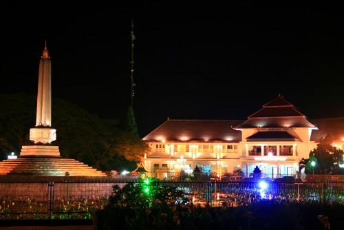 [News] Kota Malang | Promo: Follow & Mention | #ShareMalang #Arema email: malang_info@yahoo.com