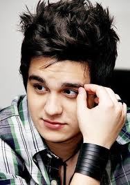 ''*&¨%Fã Clube Oficializado!!! dedicado ao cantor e conpositor::: Luan Santana! Presidente::: @MicaellaGaldino  ((:  Sigam-me   Beijooo**--**   ^_ 0=& *