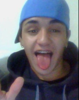 Ate que eu cheguei longe que eu sou simples sou guerreiro ♪