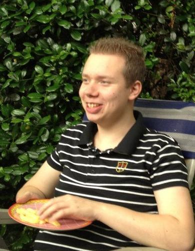 roooyyyy16's profile picture. age-28
hobby- spending time with friends and watching shows