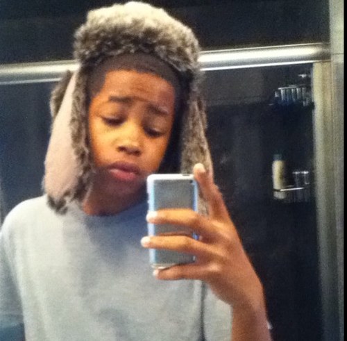 YoungFly_Melvin's profile picture. Hit dat follow button [and ill follow yuh back