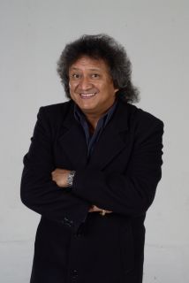 Jo Jo Jorge Falcón, reír es mi profesión, soy un comediante, artista cantante y sólo concibo hacerme su amigo, yo soy como soy, Jo Jo Jorge Falcón (caricatura)