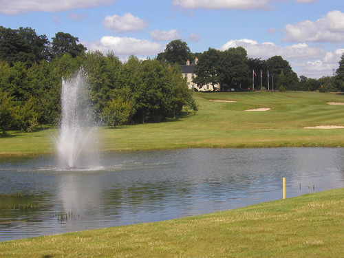 Challenging and interesting 18 hole golf course. Situated by the motorway network for easy access. check out the course guide at https://t.co/4pIvqAa7LQ.