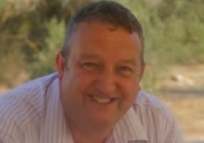 Pub Owner and Part Time Golfer