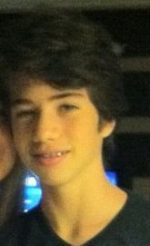 MEU NOME É CHATICE, CASEI COM O CIÚME, SOU INIMIGO DA PERFEIÇÃO E VIZINHO DO DRAMA. ME SEPAREI DA PACIÊNCIA E SOU IRMÃO DA PREGUIÇA.