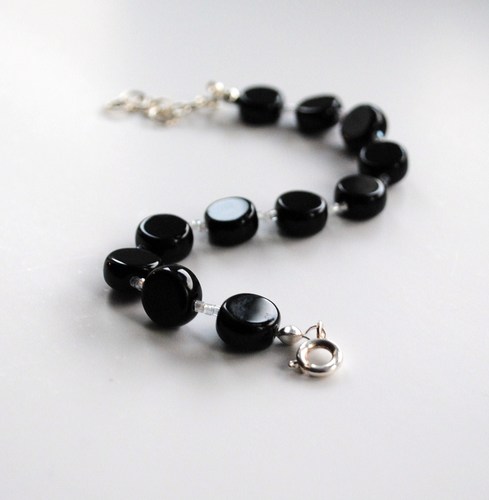 WeAreUnique is a handmade jewelry shop on etsy.com! We make unique, simple, elegant jewelry that inspires you to be you everyday! 

www.weareunique.etsy.com