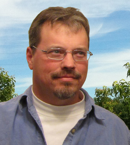 US Navy veteran, father, entrepreneur, working to defend freedom and our constitution while doing my part to expose and stamp out government corruption