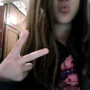 Lorena Danielle Cavalini ,mas pelos intimos sou a ..Moranguinho.Adoro pintar as unhas ,me maquiar,ouvir musicaas e oq todo mundo ama...Saaair com as amigaas!!