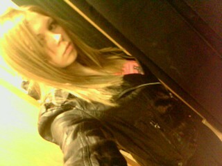 Carnall10P's profile picture. I'm clumsy... I'm not that cleaver or pretty .... I'm farr from perfect ... But I don't care nobodys perfect .. I'm happy just being me ☺ ♥