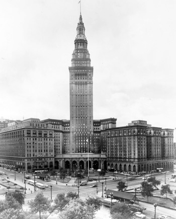 I love Cleveland's Terminal Tower. So much that I take a picture of it (almost) everyday.