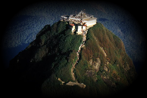 Adams Peak Holidays -sun sand and  beach your guide to  paradise.