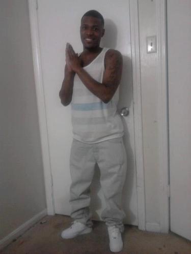 IM JUS UH YUNG NIGA TRYNA GET RICH! MINOR SETBAKC FA UH MAJOR CUMBAKC! ND IF YEAN TRYNA HELP ME CUM UP AINT SHIT U CAN TELL ME! TEAM #WATCHABITCH TEAM #GETMUNY$