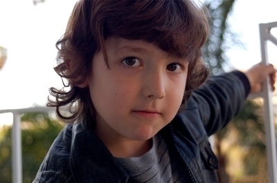 I'm 7. My Daddy is @LTomlinsonFX. I have a step sister and brother!