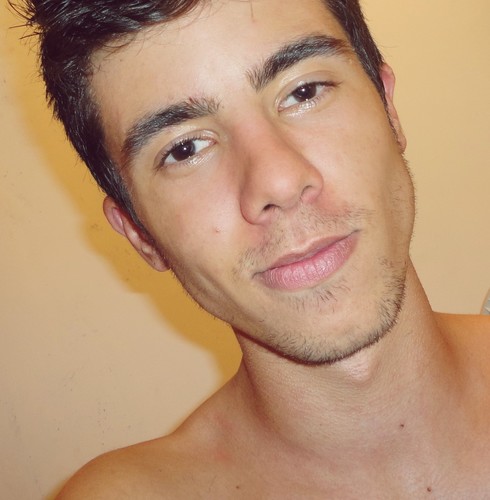 Não mecho muito nesse tal de Twitter :s
na vdd fiz só pra não dize que não tenho :P kk'