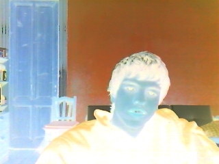 soy un pibe peola !!Solo quiero vivir la buena vida
email:javierroldan98@hotmail.com
http://t.co/ELPEnlINqT