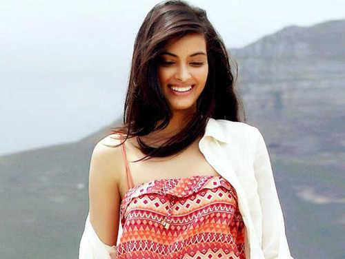 Your #1 Stop For Everything Related To The Beautiful Model & Now Actress Diana Penty =)