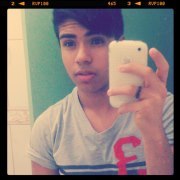 esse twitter eu fiz dedicado a uma pessoa 
@sou_zaynamalikbr