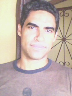Sou um Rapaz Verdadeiro, Feliz nos Caminhos do Senhor Jesus, Prezo a Verdade e Amigos Leais, sou  Bonito, Cinsero, Amoroso. E que Deus Abeçõe a Todos.
