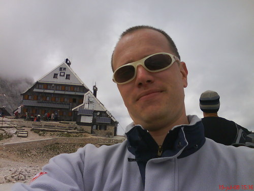 AndrejGur's profile picture. 