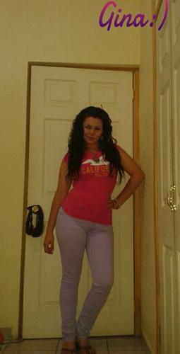 GinaDguezO's profile picture. 