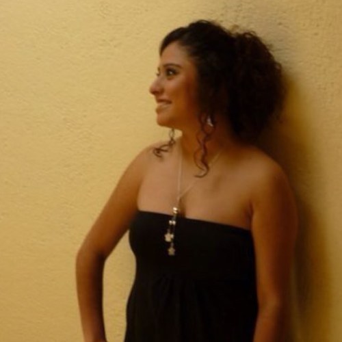 Mon_serrat88's profile picture. Ignoramos a los que nos aman y amamos a los que no ignoran.