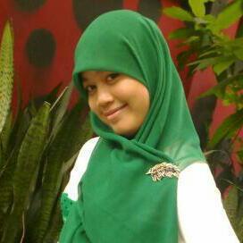 haiii... my name susi afranita. I life in Banda Aceh... 
 I miss someone like him ...
