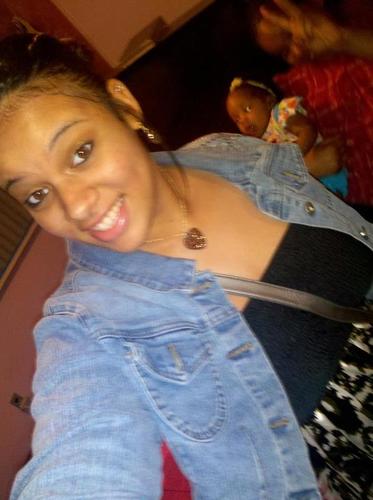 Flowerrr_Bombbb's profile picture. ON MY $HiT! #TeamLightBright :) While Me &&*- My Twin @laaBtCh_BiGName Smokin Kush We Ainn Even Buy! #BOW!