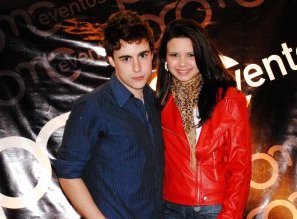 Tumblr: http://t.co/aaxs992d    
Face: https://t.co/RrZZcHJE     
Amo a @SinaraSauthier