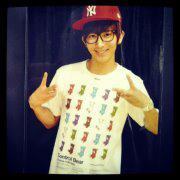 *ทำตาแป๋ว* ผมชื่อลีกีซอบ!!! ทุกคนรู้จักผม.. ถ้าอยากรู้จักผมดีกว่านี้ ฟอลมาสิ คิกคิก แล้วจะรู้~#ผมเสพดราม่าบ่อยอยู่นะ #ชื่อแอคเครดิตเร็น 2012/07/14