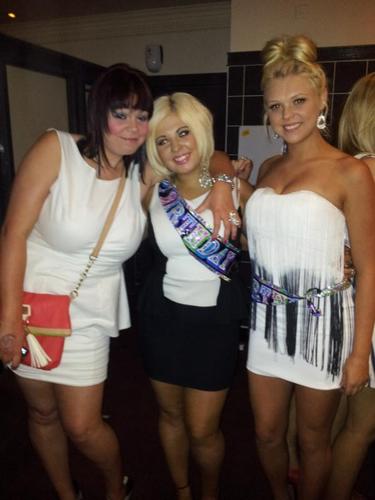 michelleadamsxo's profile picture. SHELLOS