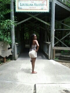 Im 20..love music,food,laughing, and doin crasy stuff lol...either u love me or u dnt...all tht really matters is my baby Maddison mommy love u baby :*