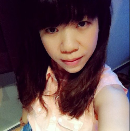 Alli_wang's profile picture. 