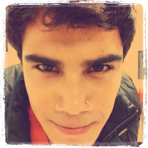 My life Mica, Dizen que não existe nada nem Niguem perfeito , Existe sim e Tem nome , Micael Borges , ♥
          since:09/06/12 Brasília