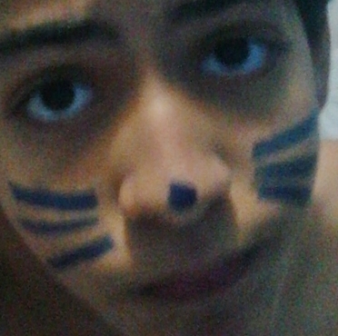 Posto aqui o que me acontece e a opinião que acho das outras coisas, acho realmente que está tudo cheio de sangue. http://t.co/VuE1PVWNpx