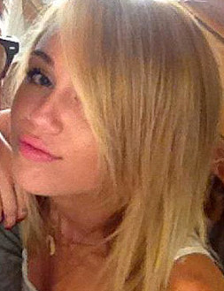 You have millions of true fans around the world who love you. WE LOVE YOU, MILEY CYRUS. #RADIATELOVE