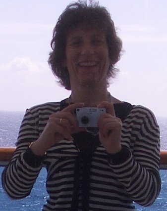 paoladambros's profile picture. 