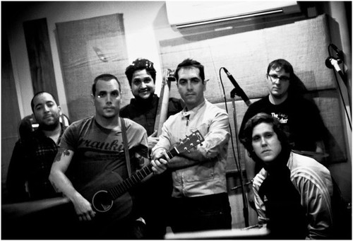 Nuestros cinco discos están disponibles en este enlace: https://t.co/s2FwU7PzcT