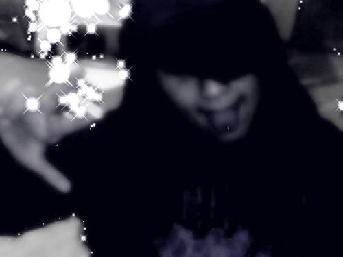 gosti ou não, não nasci para agradar ninguem! 
Rock n' Roll \\m//