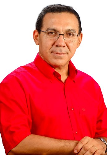 Prof. de História, dirigente estadual do PCdoB, Secret. de Comun. do Sinproesemma, Pres. Est. da CTB/MA. Sou candidato a vereador de São Luís pelo PCdoB.