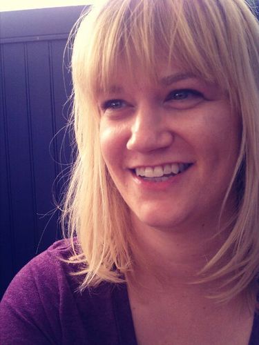 book blogger, graphic designer, marketer, creative