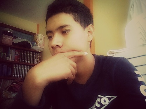-No a los Golpes, Si a los Porrazos.
.-Bob Marley