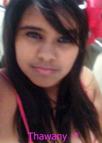 É preciso Amaar as pessoas como se não ouvese amanhã .. ♪♫*