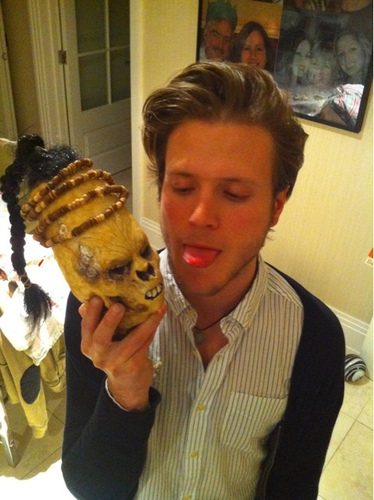 Everyone needs @Dougiemcfly

Follow me on @Danymcfly