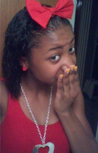 BOSS BITCH BACK follow my sister lykia @SheGot_LilTwist Team Follow me  and my crush is lightskin boys....His Tounge Down My Throat While This Bitch gagging