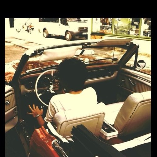 HarrryStyles211's profile picture. hey! im 1/5 of one direction and i love all my fans!