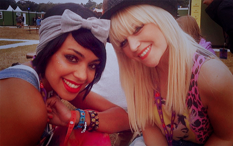 Love these girls more than ur mom loves u. ♥ 3/5 follows