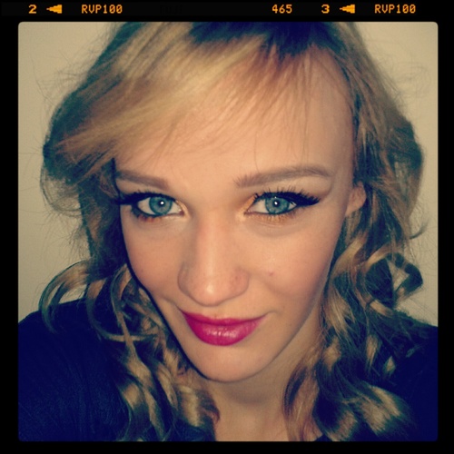 L_A_Beauty's profile picture. Passion for make up and all things related? Follow me for regular tweets on beauty & skin care plus make over pictures.